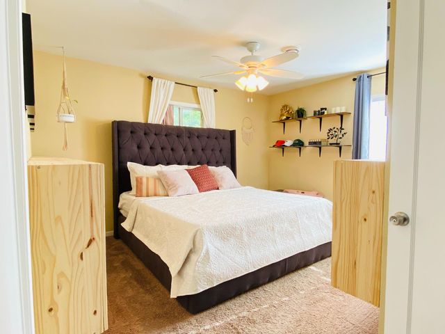 2490 Michelle Dr, Sacramento, CA 95821