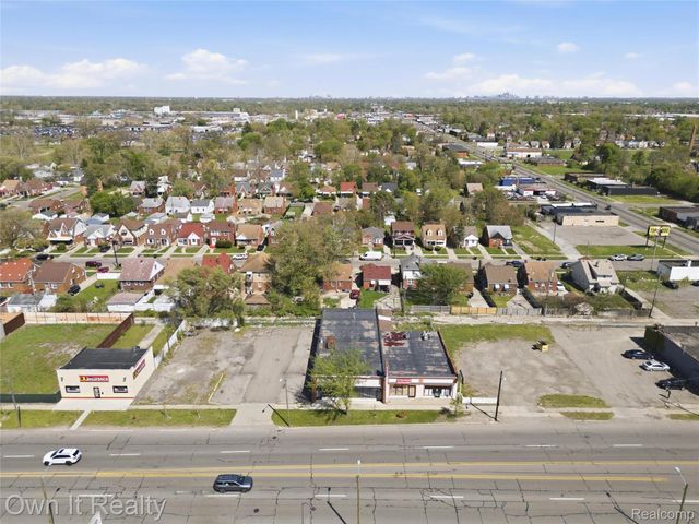 8866 Greenfield Road, Detroit, MI 48228