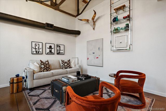 3033 Blake Street 123, Denver, CO 80205