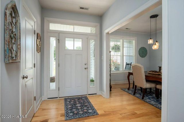 302 Big Pine Court, Hubert, NC 28539