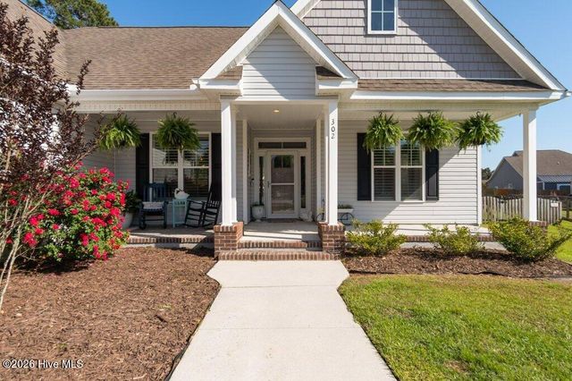 302 Big Pine Court, Hubert, NC 28539