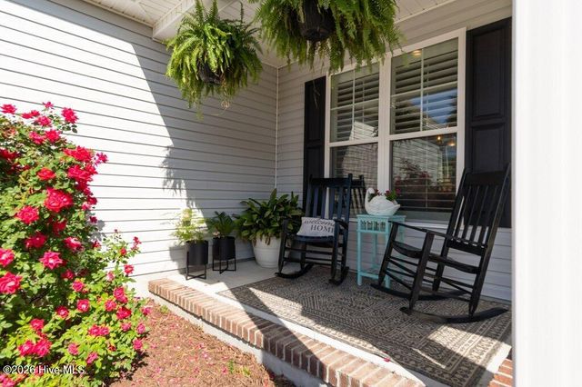 302 Big Pine Court, Hubert, NC 28539