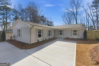 719 Helen Street NW, Marietta, GA 30064