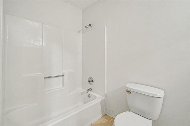 1208 Gate Post Lane, Lawrenceville, GA 30044