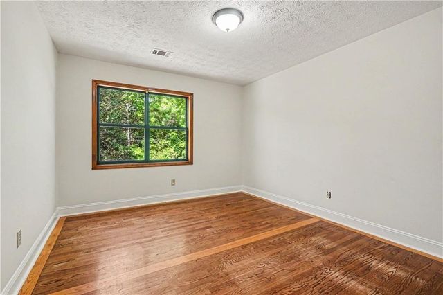 1208 Gate Post Lane, Lawrenceville, GA 30044