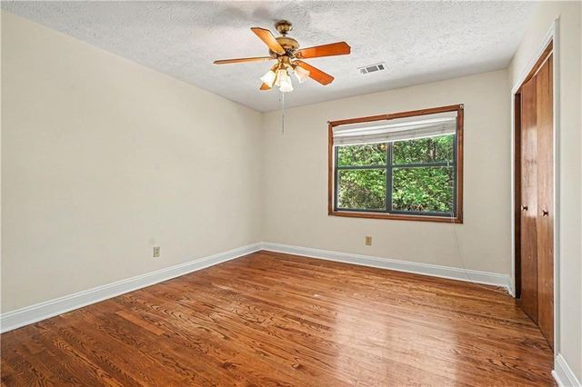 1208 Gate Post Lane, Lawrenceville, GA 30044