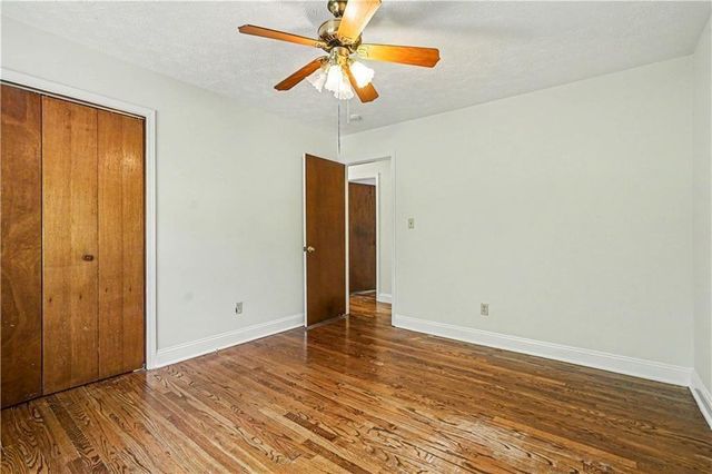 1208 Gate Post Lane, Lawrenceville, GA 30044