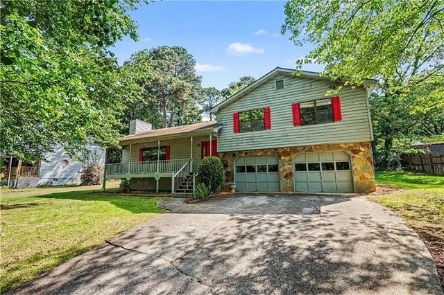 1208 Gate Post Lane, Lawrenceville, GA 30044