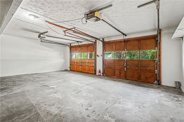 1208 Gate Post Lane, Lawrenceville, GA 30044