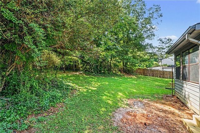 1208 Gate Post Lane, Lawrenceville, GA 30044