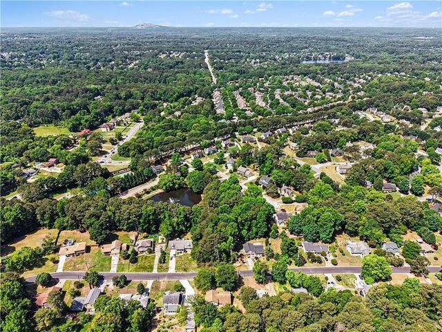 1208 Gate Post Lane, Lawrenceville, GA 30044