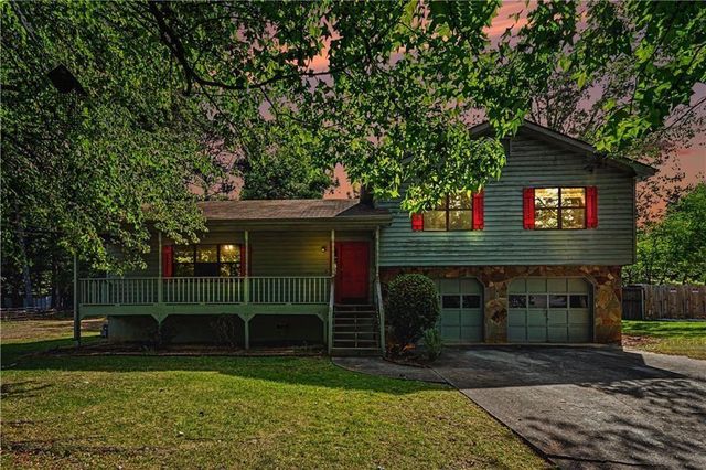 1208 Gate Post Lane, Lawrenceville, GA 30044