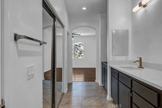 10 Salton, Irvine, CA 92602