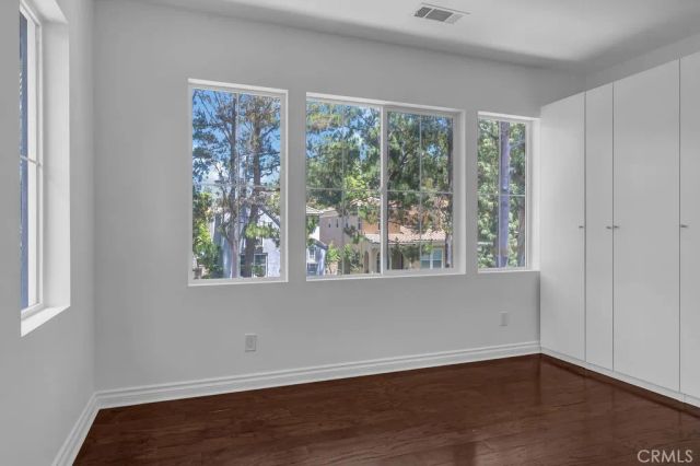 10 Salton, Irvine, CA 92602
