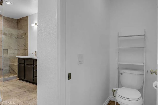 10 Salton, Irvine, CA 92602
