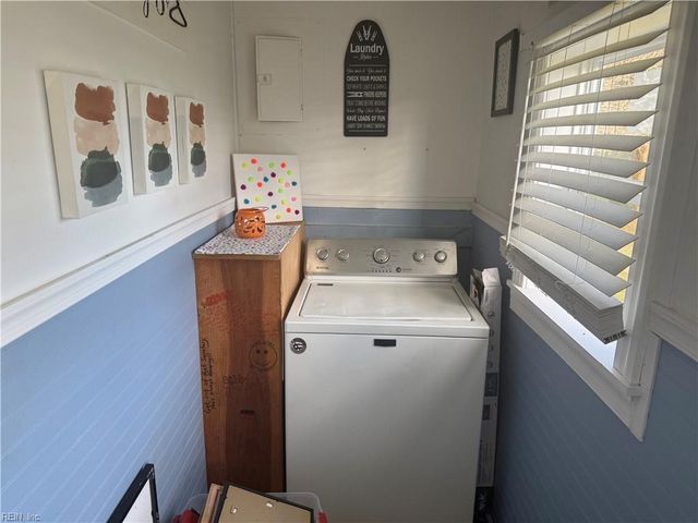 17063 Station LN, Cape Charles, VA 23310