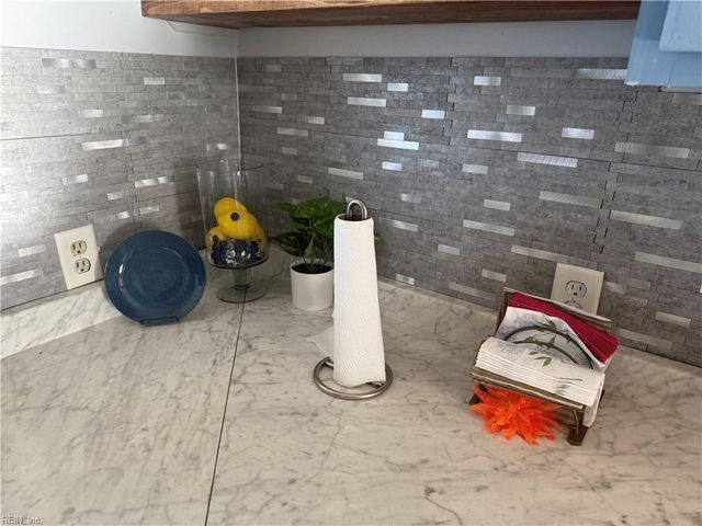 17063 Station LN, Cape Charles, VA 23310