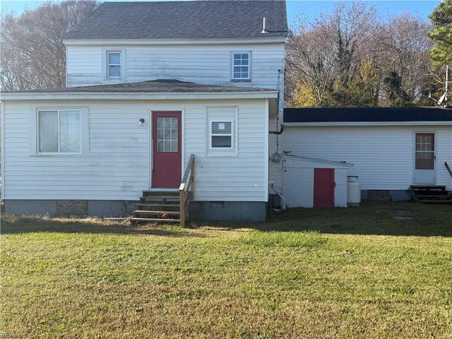 17063 Station LN, Cape Charles, VA 23310