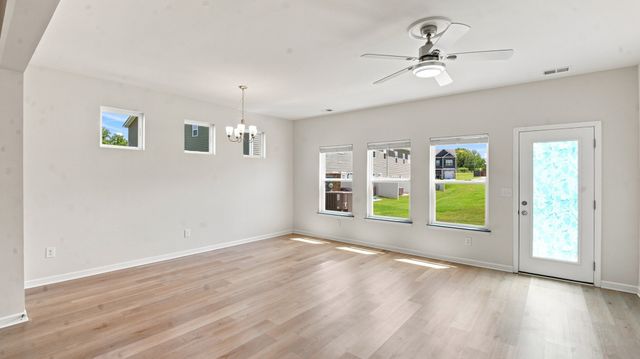 2610 Sherman Way, Columbia, TN 38401