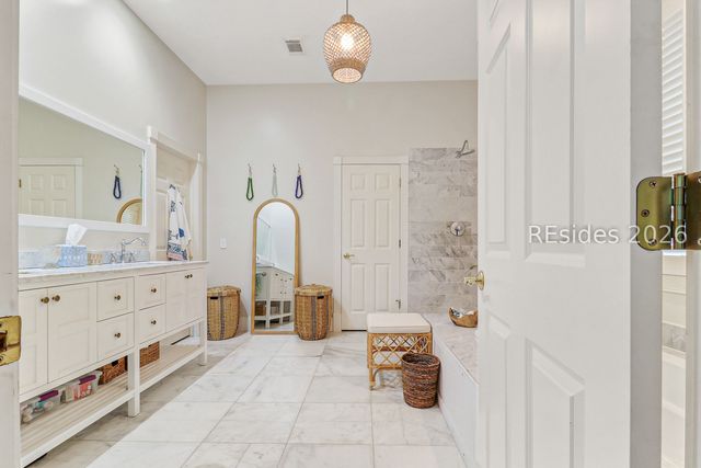 201 Jonesville Rd, Hilton Head Island, SC 29926