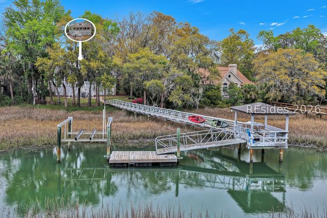 201 Jonesville Rd, Hilton Head Island, SC 29926