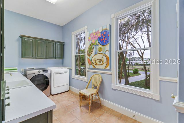 201 Jonesville Rd, Hilton Head Island, SC 29926