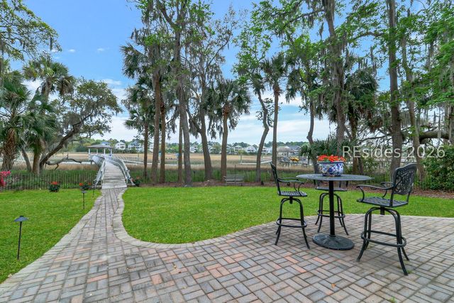 201 Jonesville Rd, Hilton Head Island, SC 29926