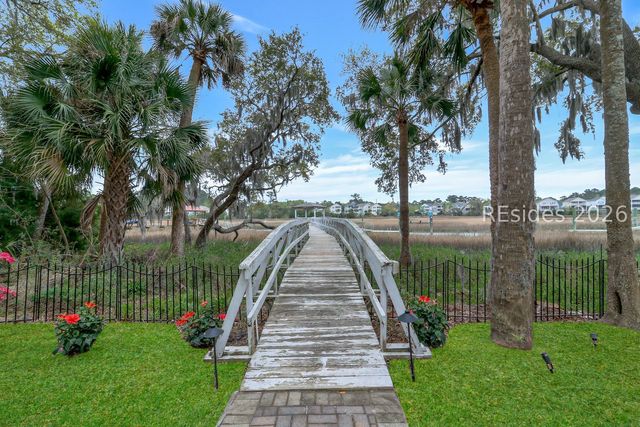 201 Jonesville Rd, Hilton Head Island, SC 29926