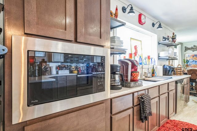 118 Piney Pt, Murchison, TX 75778