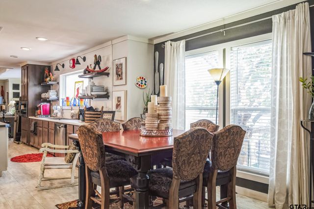 118 Piney Pt, Murchison, TX 75778