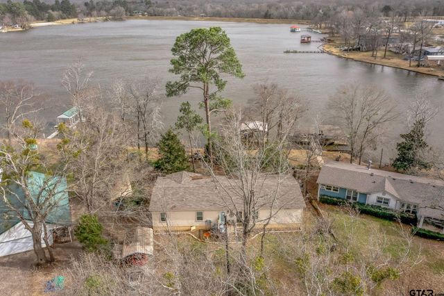 118 Piney Pt, Murchison, TX 75778