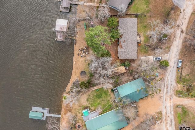 118 Piney Pt, Murchison, TX 75778