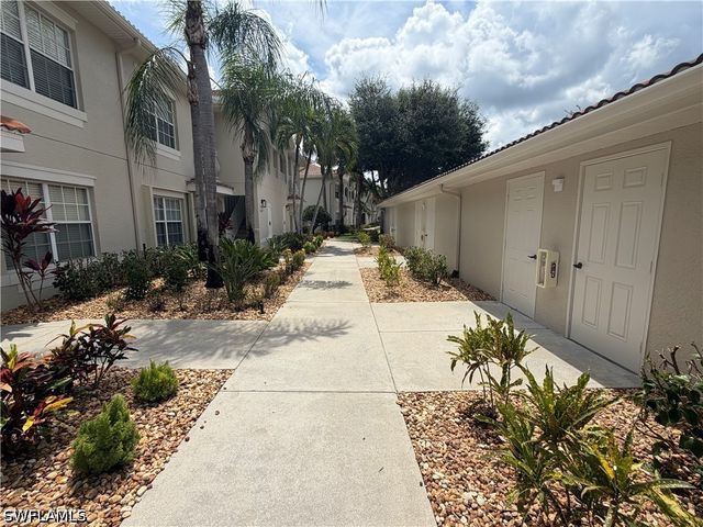 3009 Driftwood WAY 2803, Naples, FL 34109