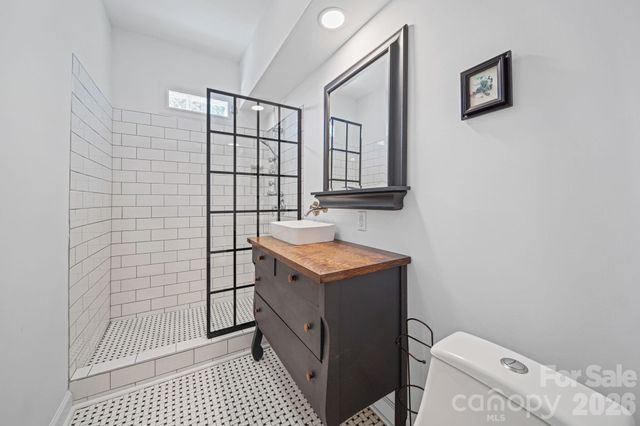 605 N Central Avenue, Belmont, NC 28012