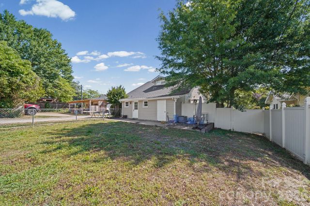 605 N Central Avenue, Belmont, NC 28012