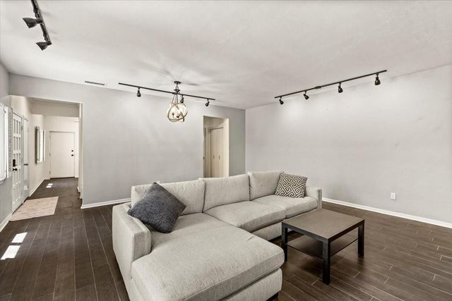 402 Tuam Street 7, Houston, TX 77006