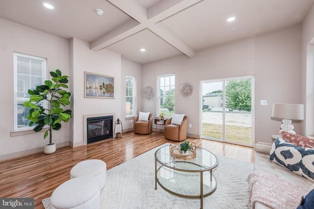 170 WINTERS LN, Catonsville, MD 21228
