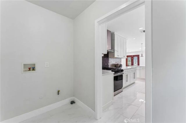 4719 Wortser, Sherman Oaks, CA 91423