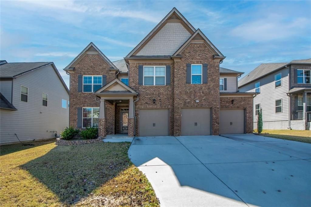 Image 1 of property listing at 419 Woodmill Way, Atlanta, GA 30331