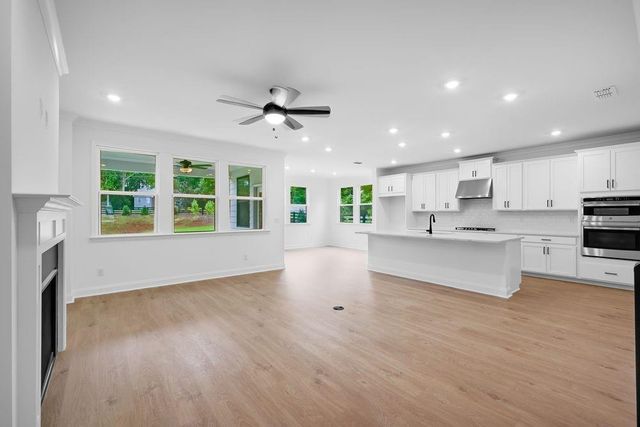 2311 Ellie Way, Kennesaw, GA 30152