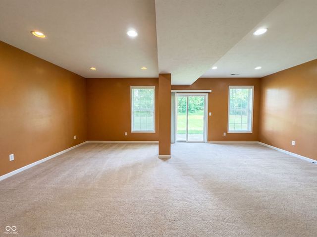 7212 Maple Bluff Place, Indianapolis, IN 46236