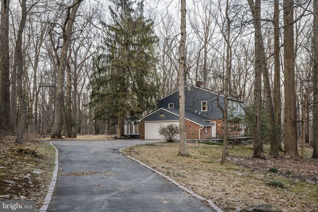 1760 FORGE MOUNTAIN DR, Phoenixville, PA 19460