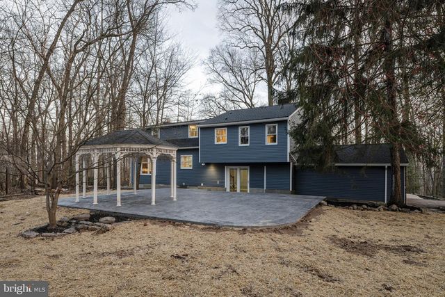 1760 FORGE MOUNTAIN DR, Phoenixville, PA 19460