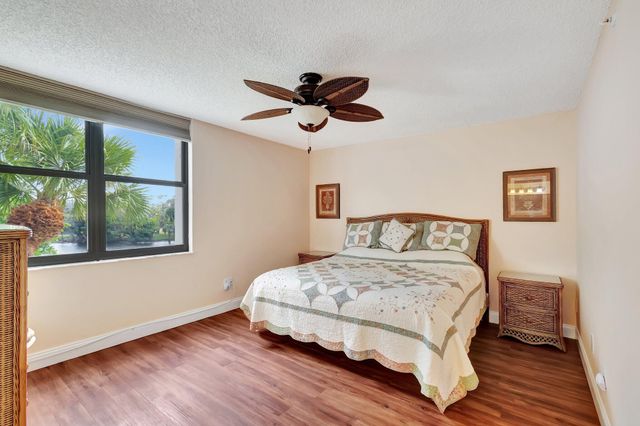 1915 Lavers Circle E-303, Delray Beach, FL 33444