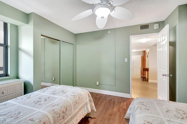 1915 Lavers Circle E-303, Delray Beach, FL 33444