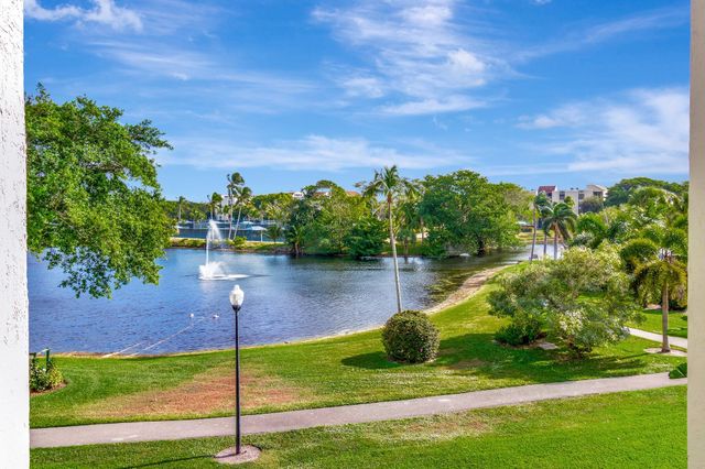 1915 Lavers Circle E-303, Delray Beach, FL 33444