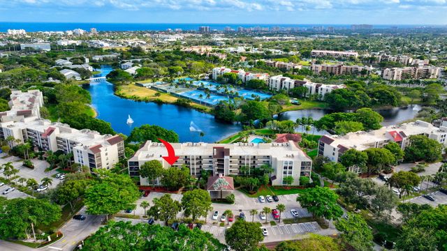 1915 Lavers Circle E-303, Delray Beach, FL 33444