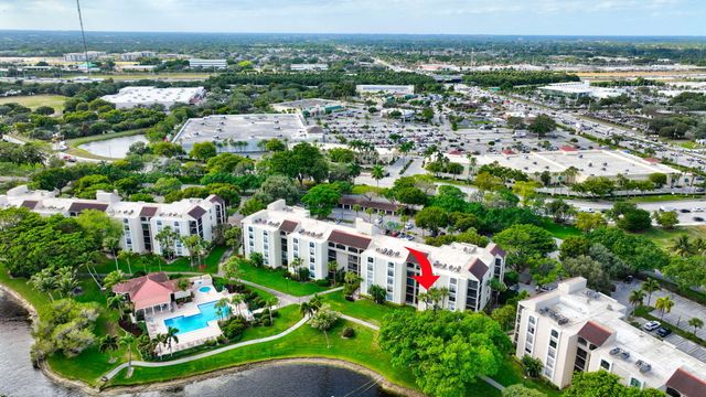 1915 Lavers Circle E-303, Delray Beach, FL 33444