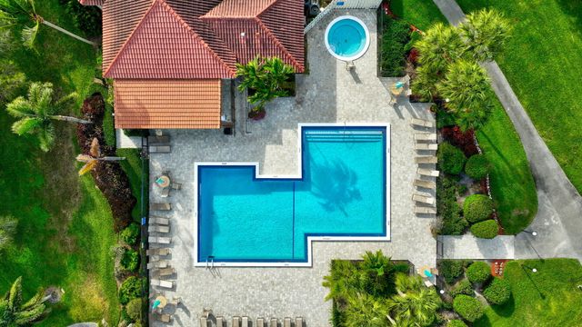 1915 Lavers Circle E-303, Delray Beach, FL 33444