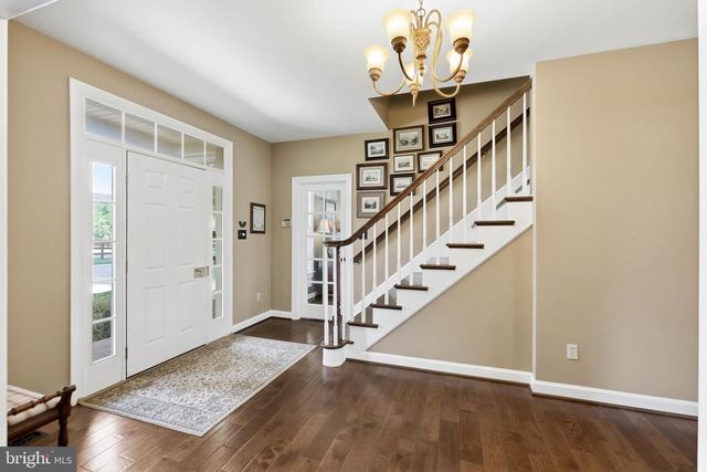 34294 BRIDGESTONE LN, Bluemont, VA 20135